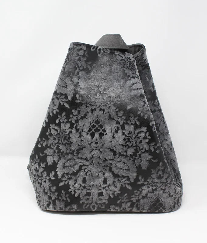 thelovinashop60950